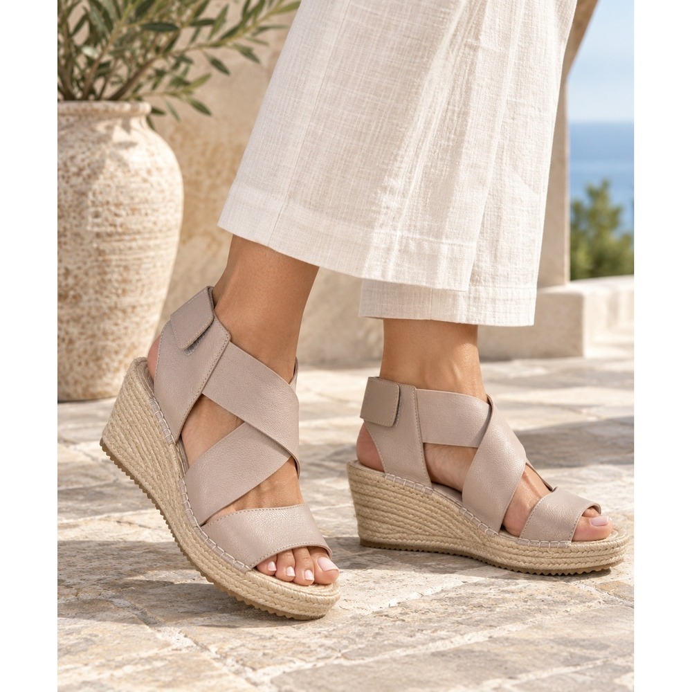 Eileen Fisher Willow Espadrille Wedge Sandals 7.5 Taupe Leather Comfort Shoes
